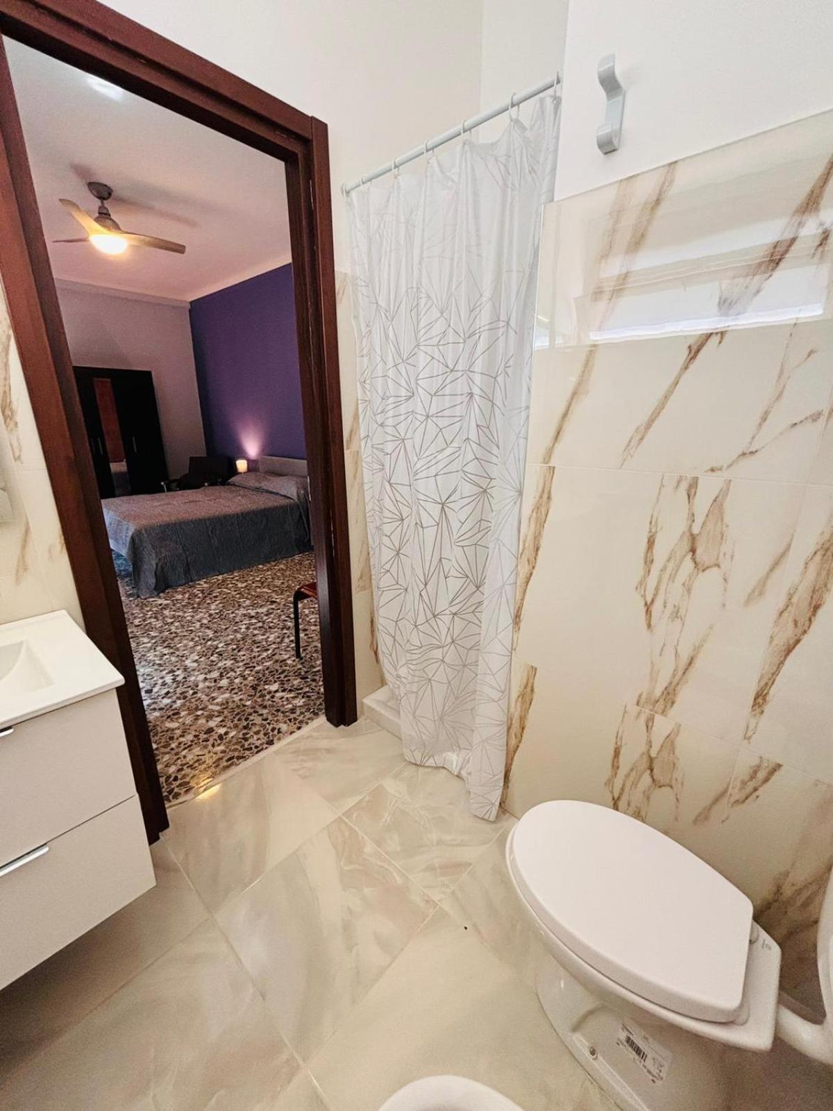 Matthias Central Rooms And Accomodation 巴里 外观 照片