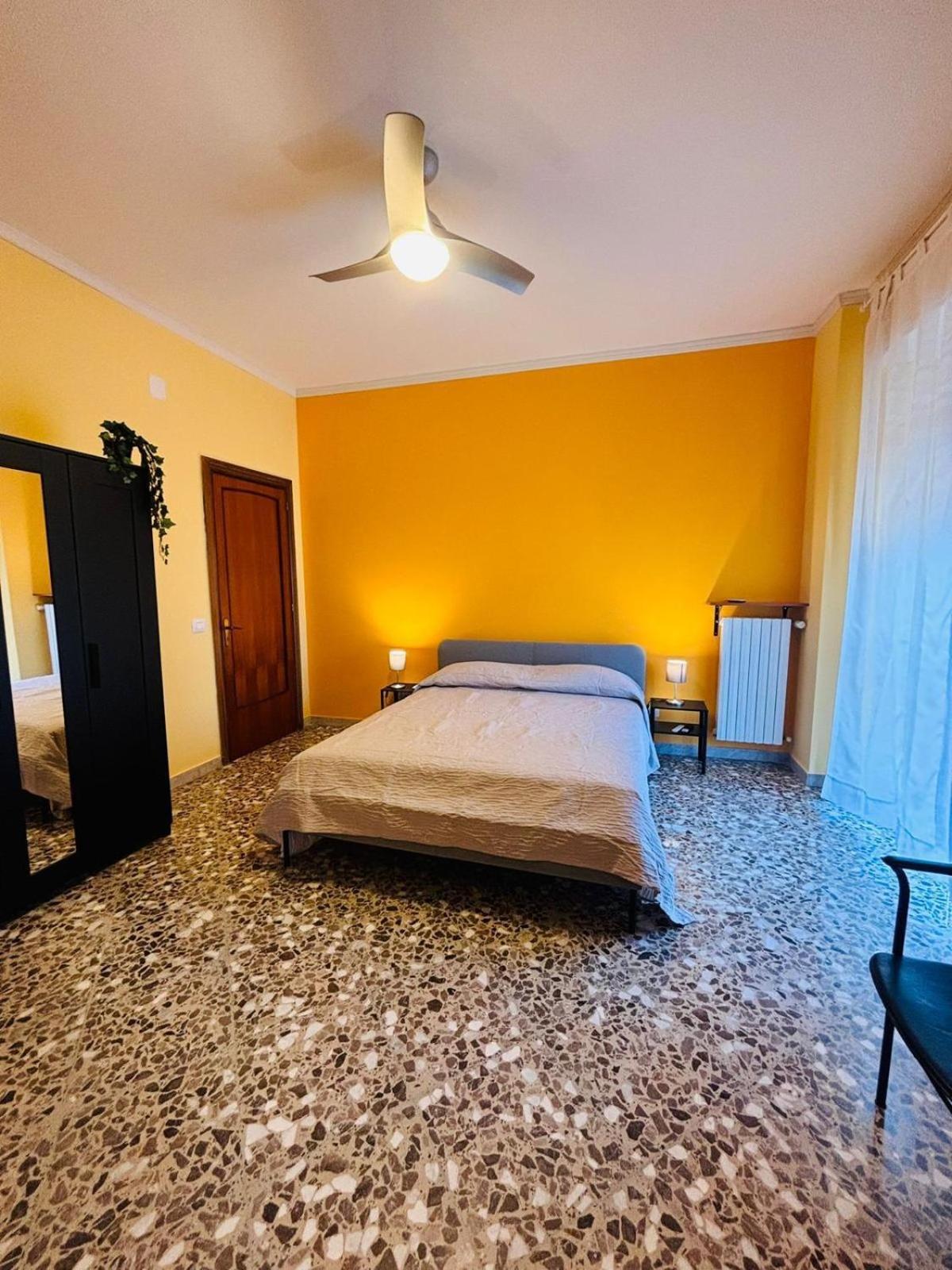 Matthias Central Rooms And Accomodation 巴里 外观 照片