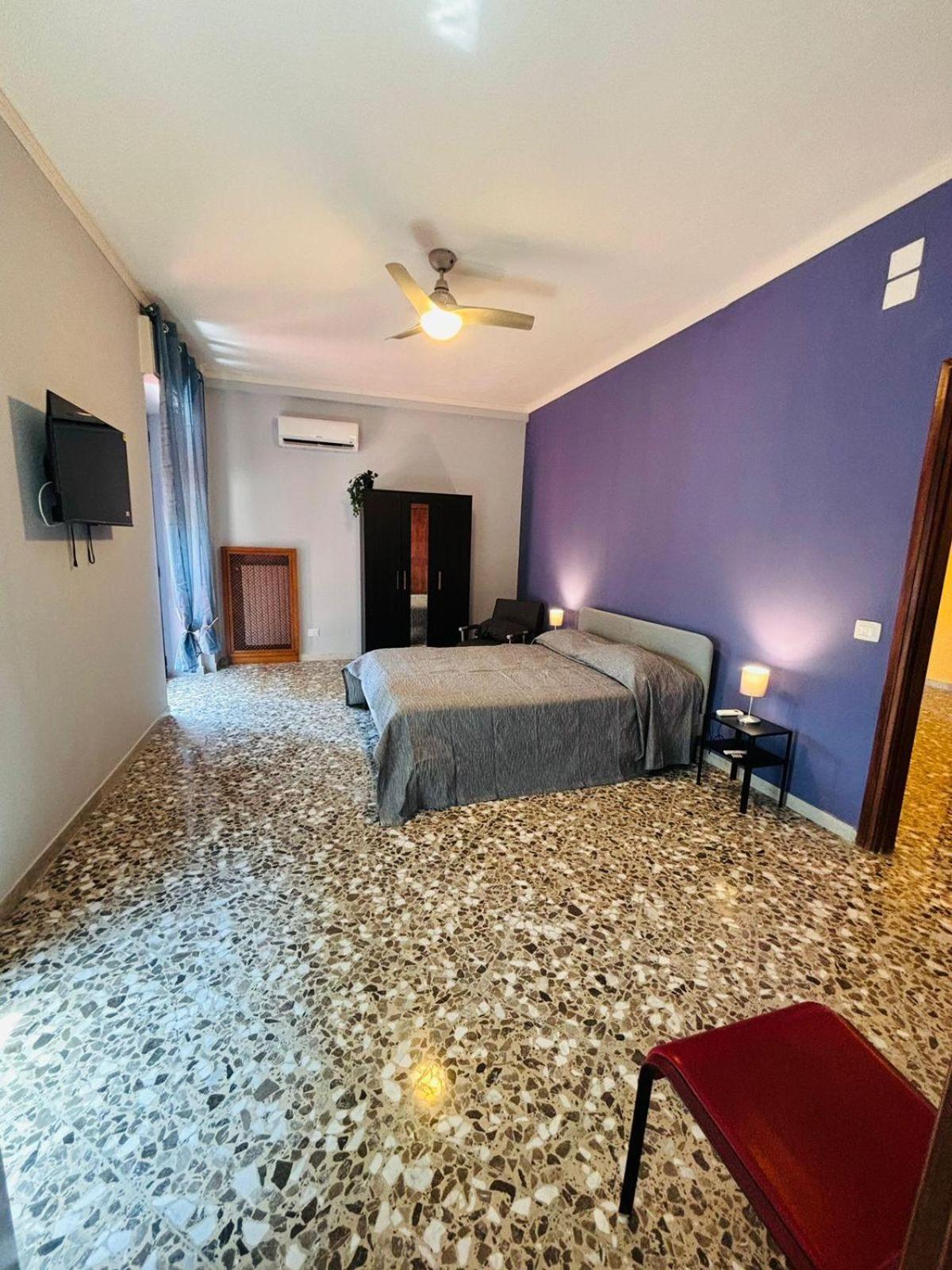 Matthias Central Rooms And Accomodation 巴里 外观 照片