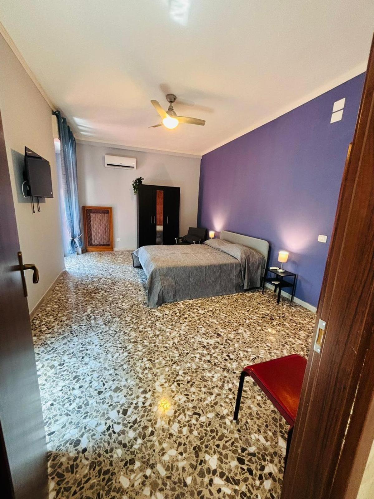 Matthias Central Rooms And Accomodation 巴里 外观 照片